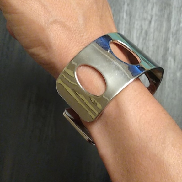 Silver Tone Bracelet with Cutouts - Picture 2 of 4